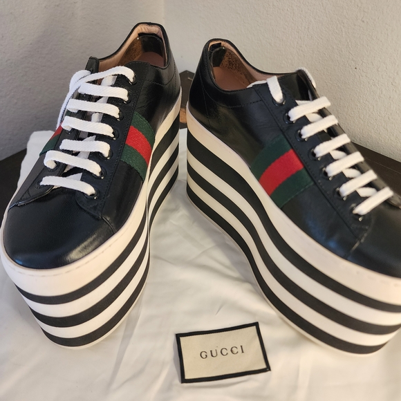 GUCCI Black and White Platform Sneakers - Picture 1 of 10